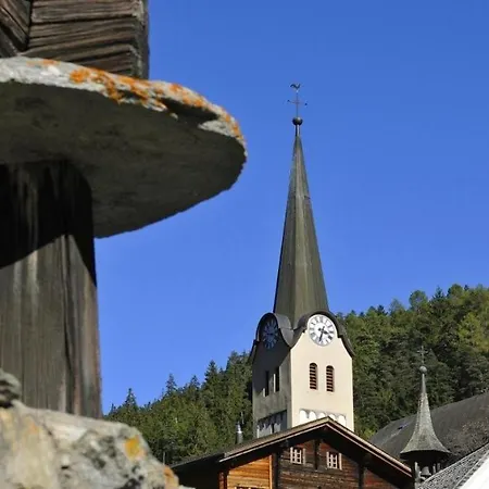 Chaldemon Apartment *